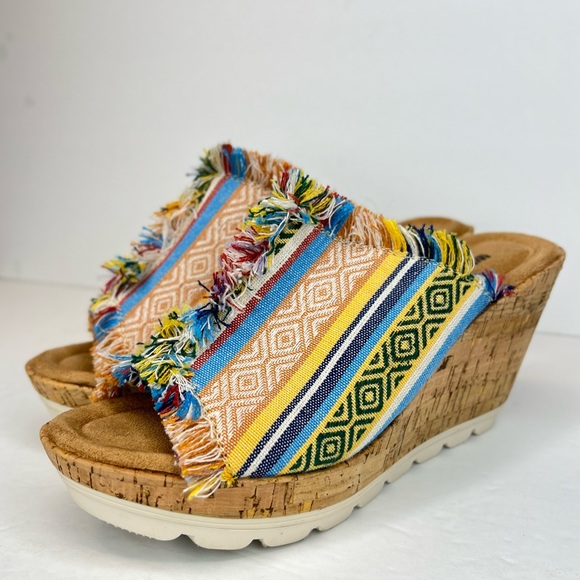 Minnetonka Womens York Cortez Aztec Peep Toe Platform Wedge Sandals Sz 7 Cute! - Picture 1 of 11